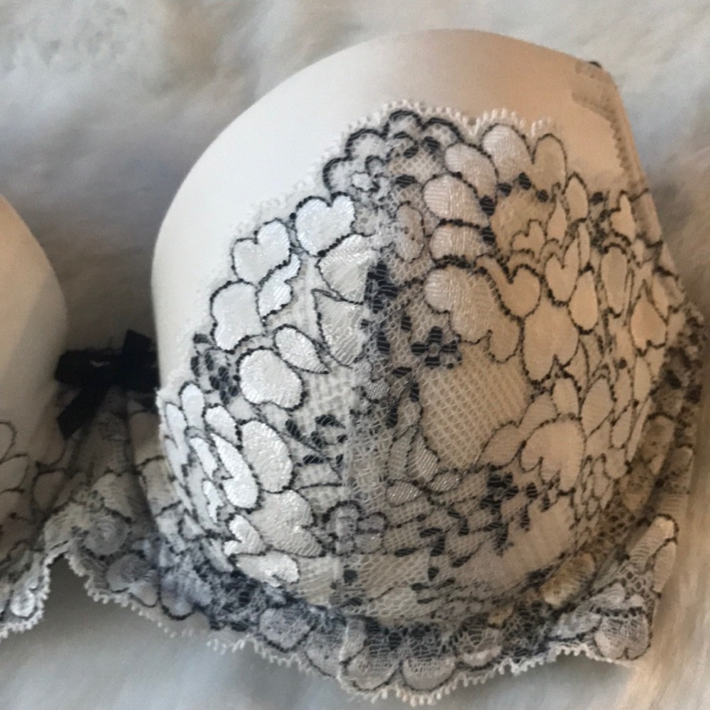 Bra - Picture 4 of 4